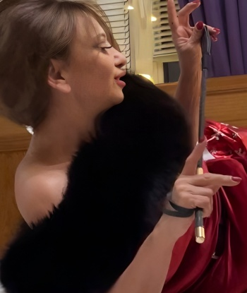 Анкета проститутки Алина - город Новое Девяткино, 57 лет, №2600